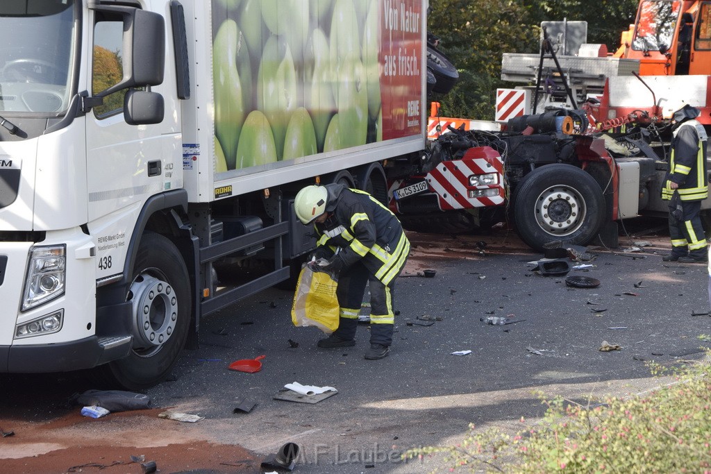 Schwerer VU PKlemm A 57 Rich Innenstadt Hoehe Koeln Chorweiler P144.JPG - Miklos Laubert